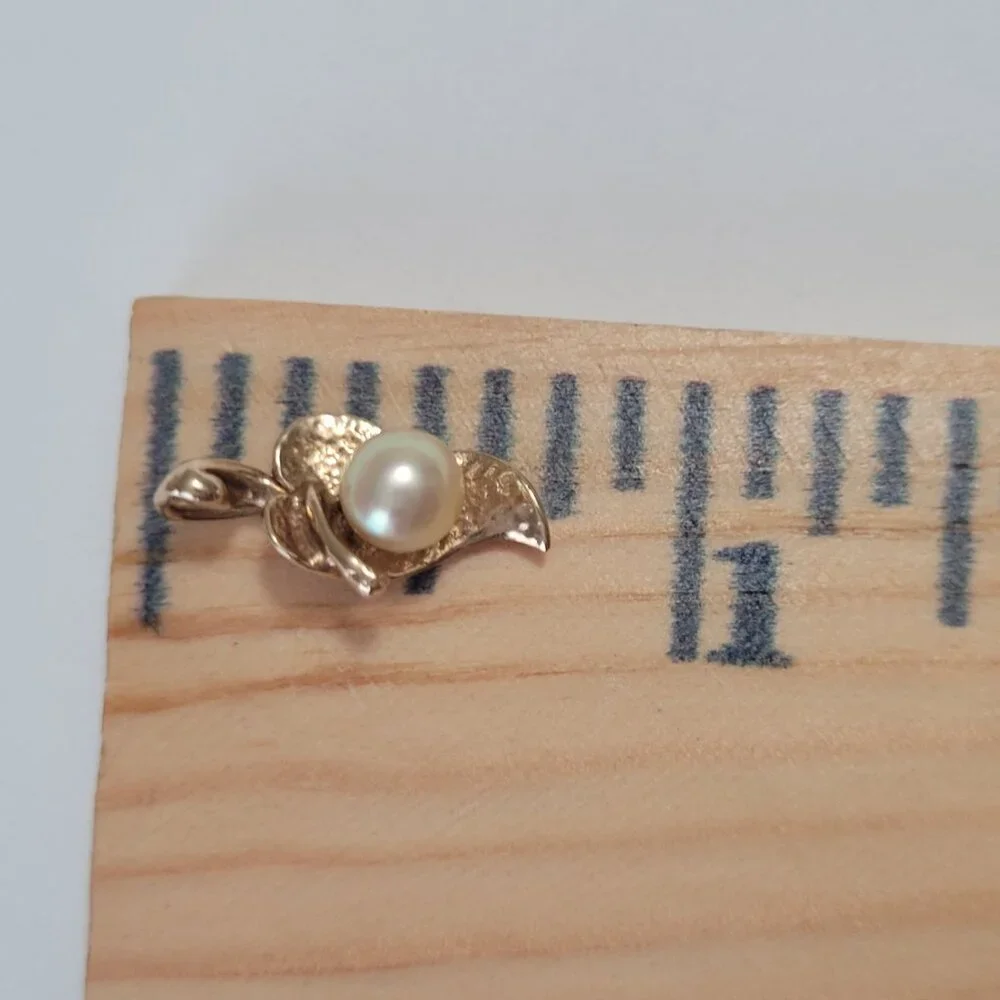 10k Gold Pearl Pea Pod Leaf Pendant by Crater June Birthstone - Picture 14 of 15